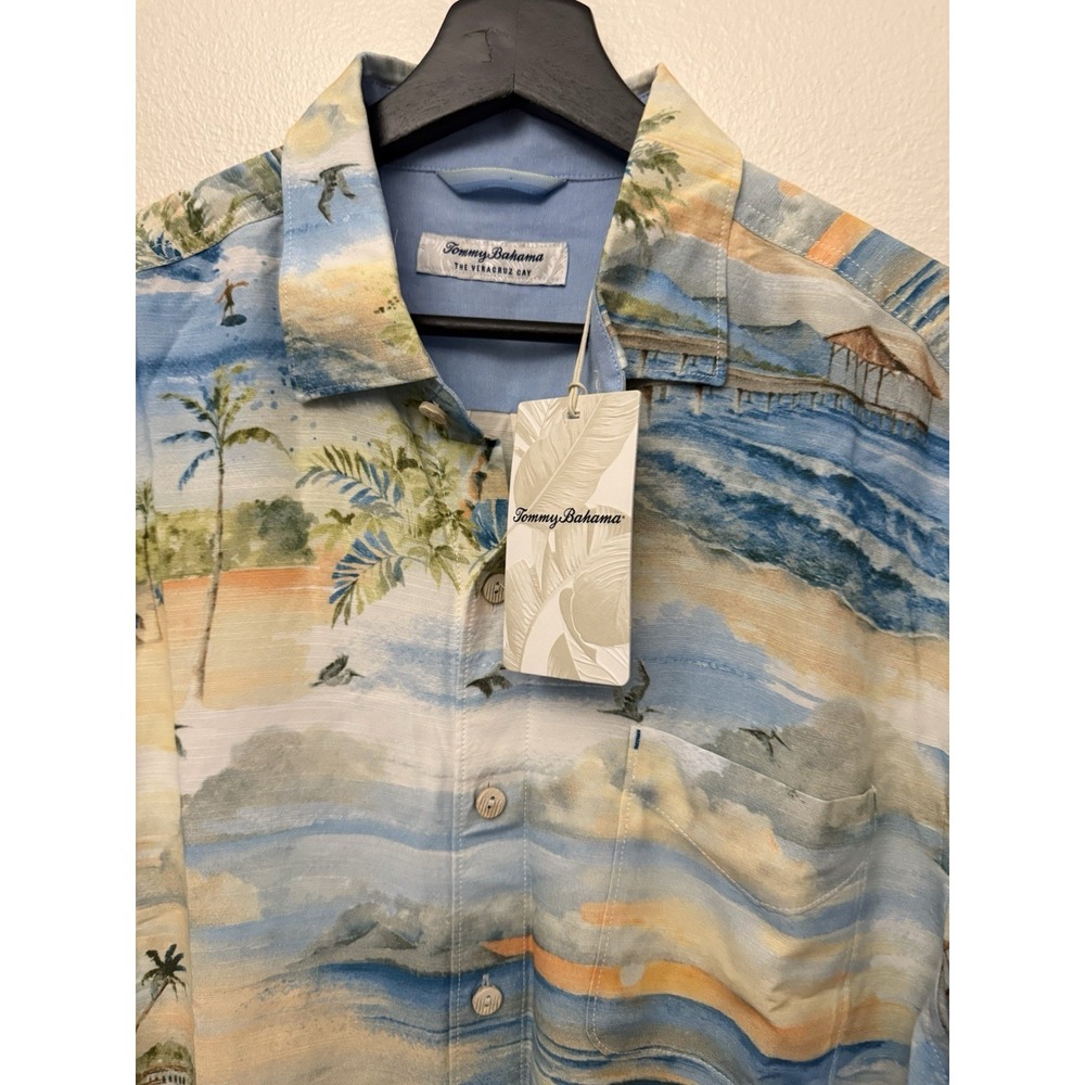 NWT Tommy Bahamas Veracruz Cay Isle Vista Short Sleeve Button Down Shirt Size M - Picture 5 of 7